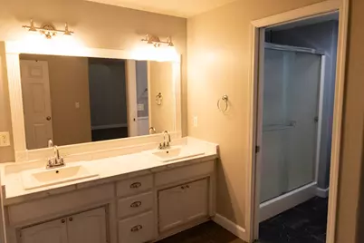 2307 Jeremy Street, Central Point, OR 97502 - Photo 29