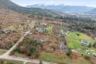182 Blue Chip Ln, Grants Pass, OR 97527 - Photo 45