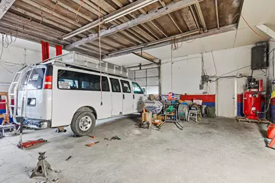 1250 W McAndrews Road, Medford, OR 97501 - Photo 17