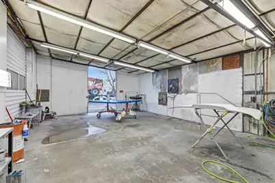 1250 W McAndrews Road, Medford, OR 97501 - Photo 15