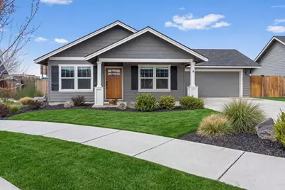 1685 NE 3rd Court, Redmond, OR 97756 - Photo 1