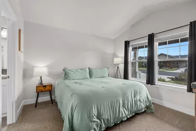 1685 NE 3rd Court, Redmond, OR 97756 - Photo 15