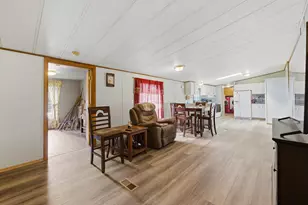 15990 Lava Dr, La Pine, OR 97739 - Photo 5