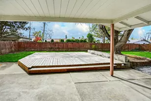 1680 Brookhurst St, Medford, OR 97504 - Photo 27