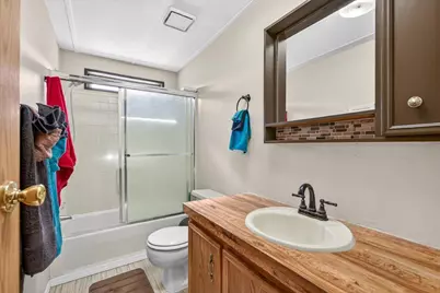 380 Bayard Drive, Grants Pass, OR 97527 - Photo 9