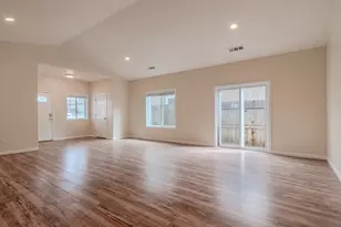 855 Tannin Dr, Medford, OR 97501 - Photo 5