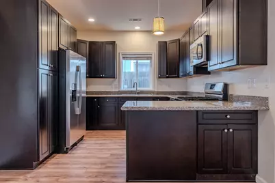 855 Tannin Drive, Medford, OR 97501 - Photo 9