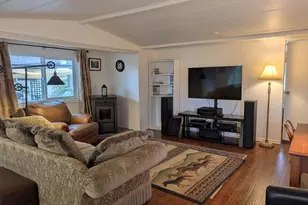 1055 N 5th, Jacksonville, OR 97530 - Photo 3