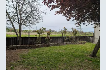 1055 N 5th #UNIT 19, Jacksonville, OR 97530 - Photo 17