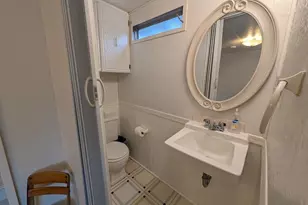 1055 N 5th, Jacksonville, OR 97530 - Photo 9