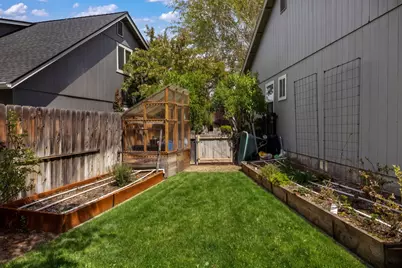 20731 Justice Court, Bend, OR 97701 - Photo 23