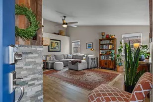 20731 Justice Ct, Bend, OR 97701 - Photo 7