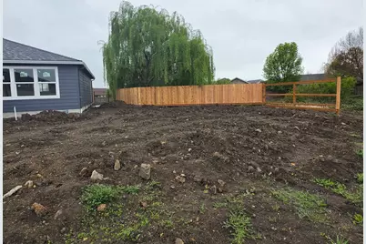 190 Barton Road, Eagle Point, OR 97524 - Photo 5