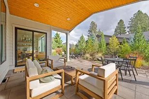 60882 SW Headwaters Loop, Bend, OR 97702 - Photo 59