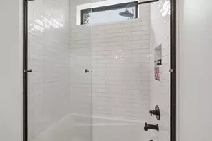 60882 SW Headwaters Loop, Bend, OR 97702 - Photo 47