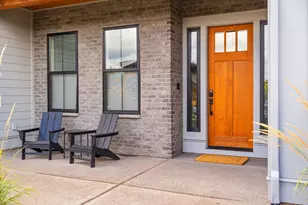 60882 SW Headwaters Loop, Bend, OR 97702 - Photo 7