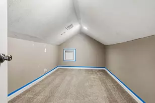 3854 Summers Ln, Klamath Falls, OR 97603 - Photo 13