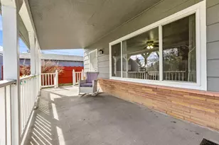 3854 Summers Ln, Klamath Falls, OR 97603 - Photo 15