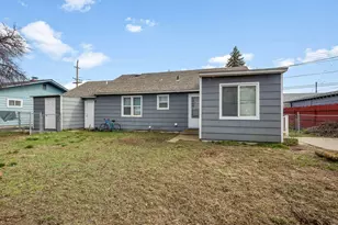 3854 Summers Ln, Klamath Falls, OR 97603 - Photo 19