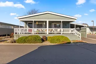 4200 Summers Ln, Klamath Falls, OR 97603 - Photo 1