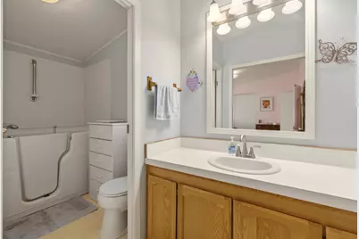 4200 Summers Lane #UNIT 21, Klamath Falls, OR 97603 - Photo 17