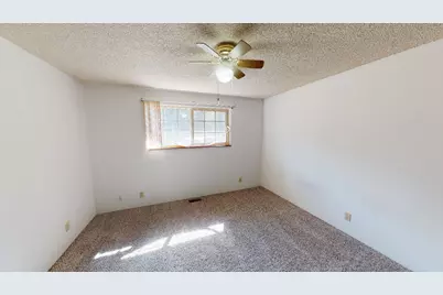 16184 Del Pino Drive, La Pine, OR 97739 - Photo 11