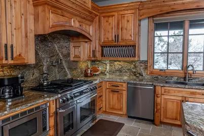 23098 Watercourse Way, Bend, OR 97701 - Photo 9