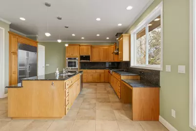 6586 Coopers Hawk Road, Klamath Falls, OR 97601 - Photo 15