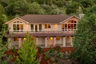 6586 Cooper's Hawk Rd, Klamath Falls, OR 97601 - Photo 1