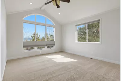 6586 Coopers Hawk Road, Klamath Falls, OR 97601 - Photo 21