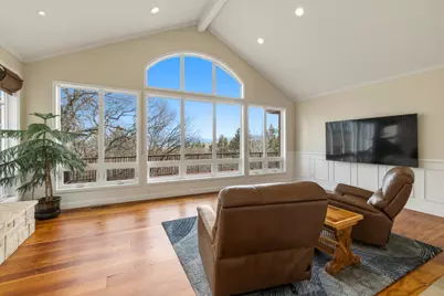 6586 Coopers Hawk Road, Klamath Falls, OR 97601 - Photo 7