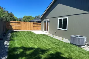 2473 Brady Way, Medford, OR 97501 - Photo 11