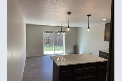 2473 Brady Way, Medford, OR 97501 - Photo 3