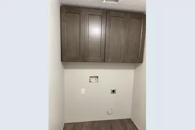 2473 Brady Way, Medford, OR 97501 - Photo 9