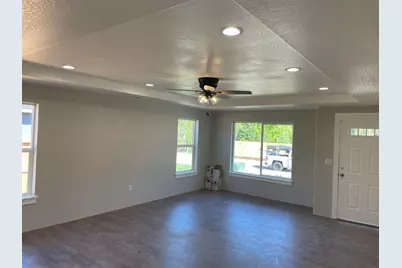 2473 Brady Way, Medford, OR 97501 - Photo 3