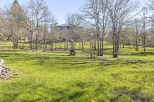 547 Jackpine Dr, Grants Pass, OR 97526 - Photo 57