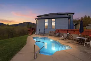 547 Jackpine Dr, Grants Pass, OR 97526 - Photo 3