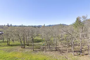 547 Jackpine Dr, Grants Pass, OR 97526 - Photo 19