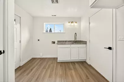 24 Dewey Street, Ashland, OR 97520 - Photo 13