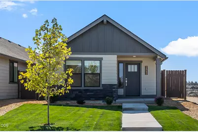 2842 NW Sterling Drive, Redmond, OR 97756 - Photo 1