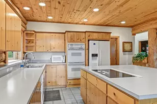 11322 Modoc Rd, White City, OR 97503 - Photo 17