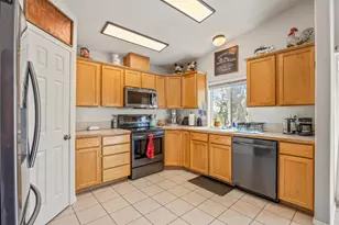 11341 N W Lister Ave, Prineville, OR 97754 - Photo 7