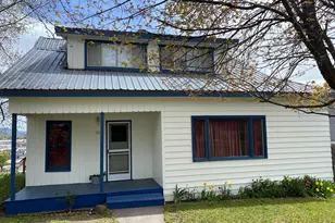 438 Washington St, Klamath Falls, OR 97601 - Photo 1