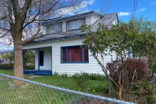 438 Washington St, Klamath Falls, OR 97601 - Photo 3