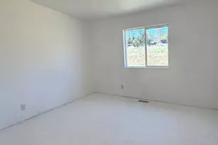 5012 Seagull Dr, Bonanza, OR 97623 - Photo 7