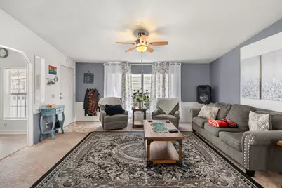 640 Hedy Jayne, Medford, OR 97501 - Photo 5