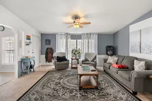 640 Hedy Jayne, Medford, OR 97501 - Photo 5