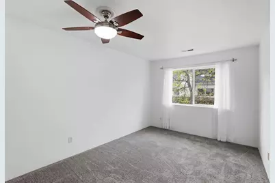 467 Tulipan Way, Talent, OR 97540 - Photo 17