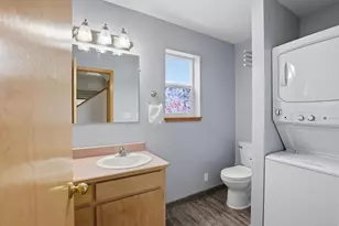 467 Tulipan Way, Talent, OR 97540 - Photo 11