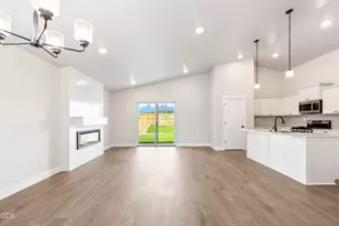 785 NE Discovery Loop, Prineville, OR 97754 - Photo 3